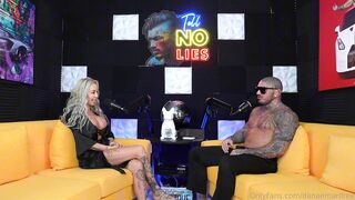 Danae Mari Fucks DevinPhysique On A Podcast OnlyFans