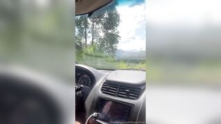 Britney Mazo Gives Her Driver A Head OnlyFans