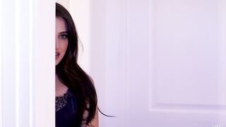 Aubree Valentine Receives A Morning Pounding OnlyFans